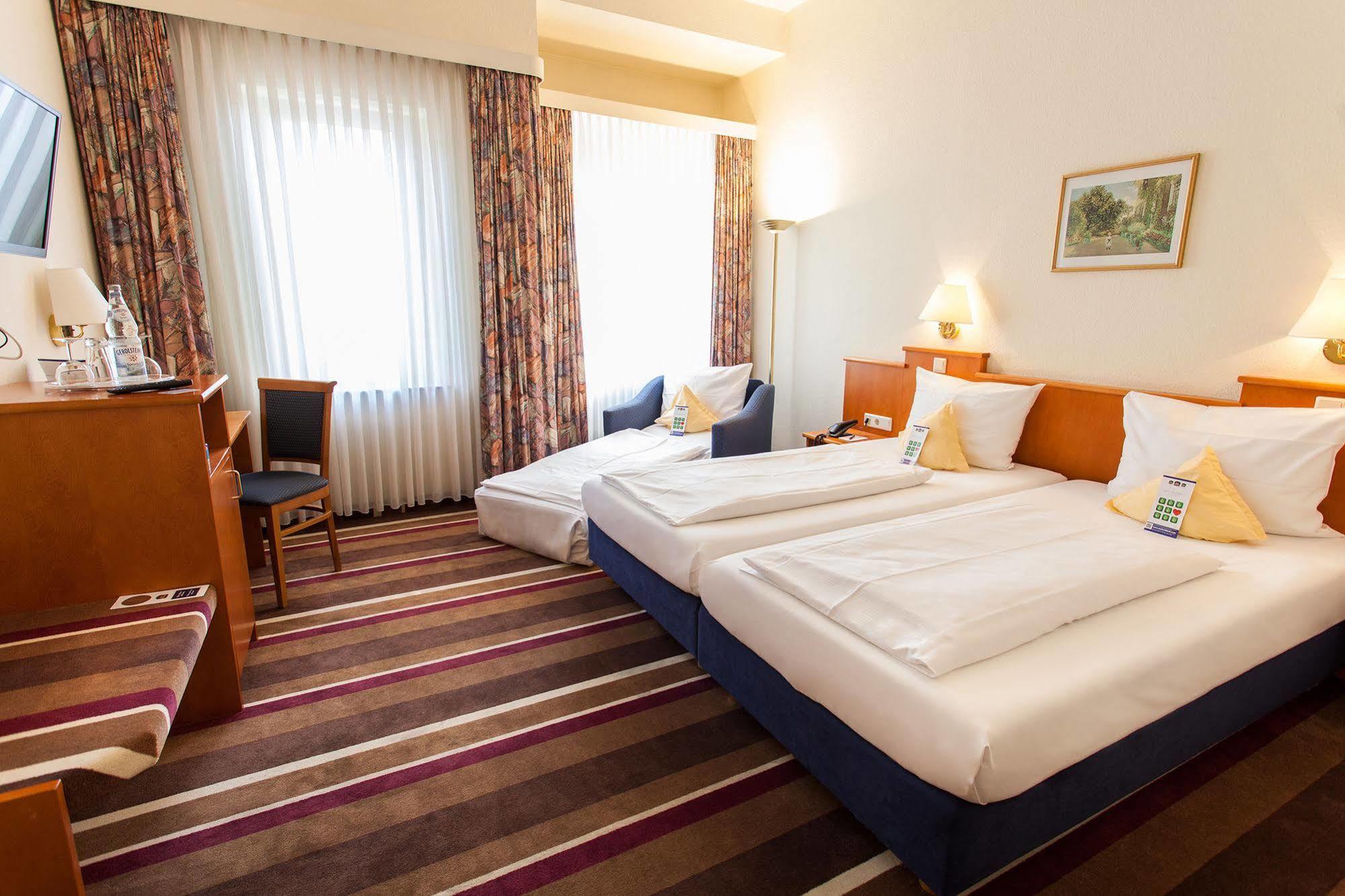 Sure Hotel By Best Western Ambassador Duesseldorf Luaran gambar